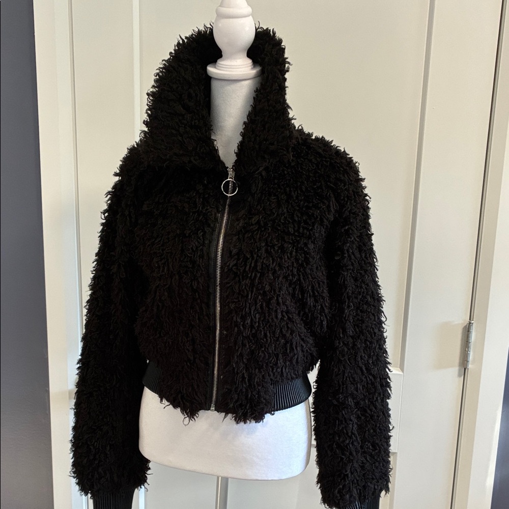 Zara Woman cropped teddy and faux leather jacket - XS